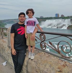 Meet your Posher, Manuel